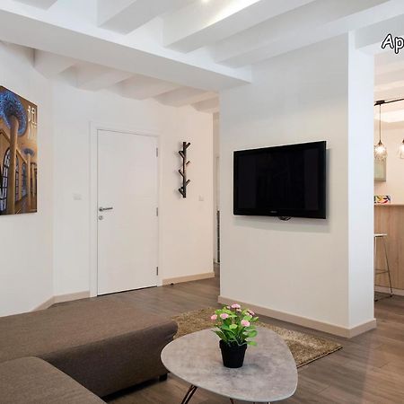 City Holliday Lux Belgrade Extérieur photo