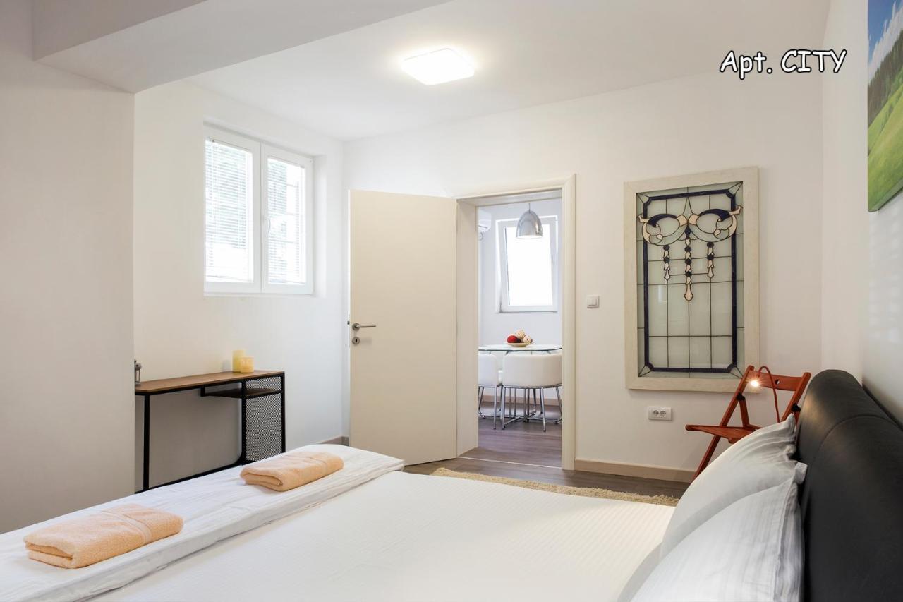 City Holliday Lux Belgrade Extérieur photo