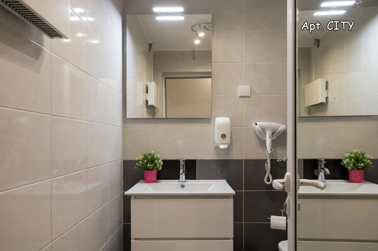 City Holliday Lux Belgrade Extérieur photo
