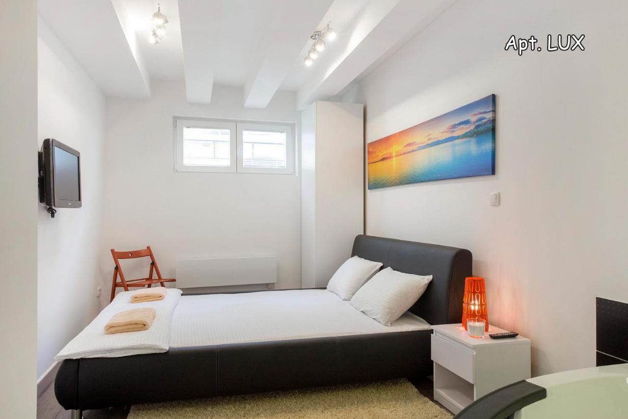 City Holliday Lux Belgrade Extérieur photo
